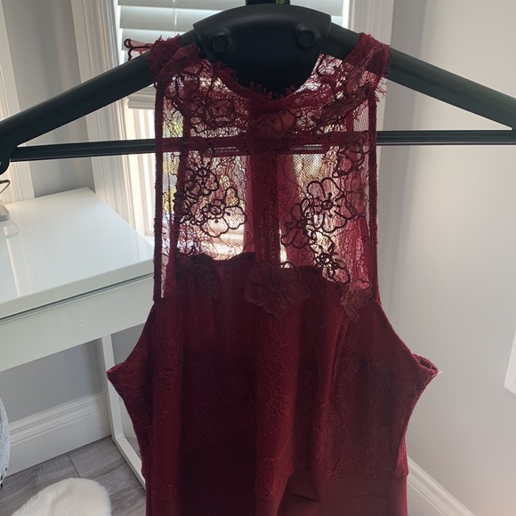 NWT Le Chateau Dress. Size L. - Picture 2 of 5